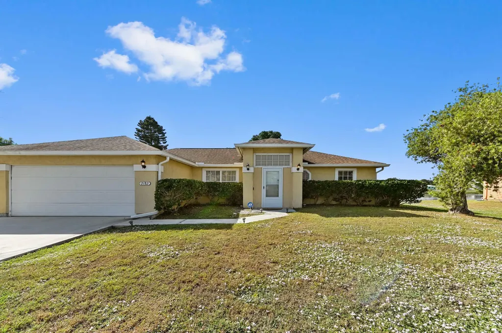 2182 SE Shipping Road Port St Lucie FL 34952