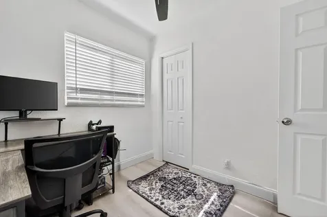 5909 Pinewood Avenue West Palm Beach FL 33407