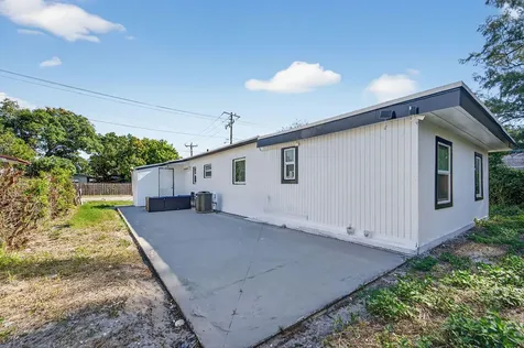 5909 Pinewood Avenue West Palm Beach FL 33407