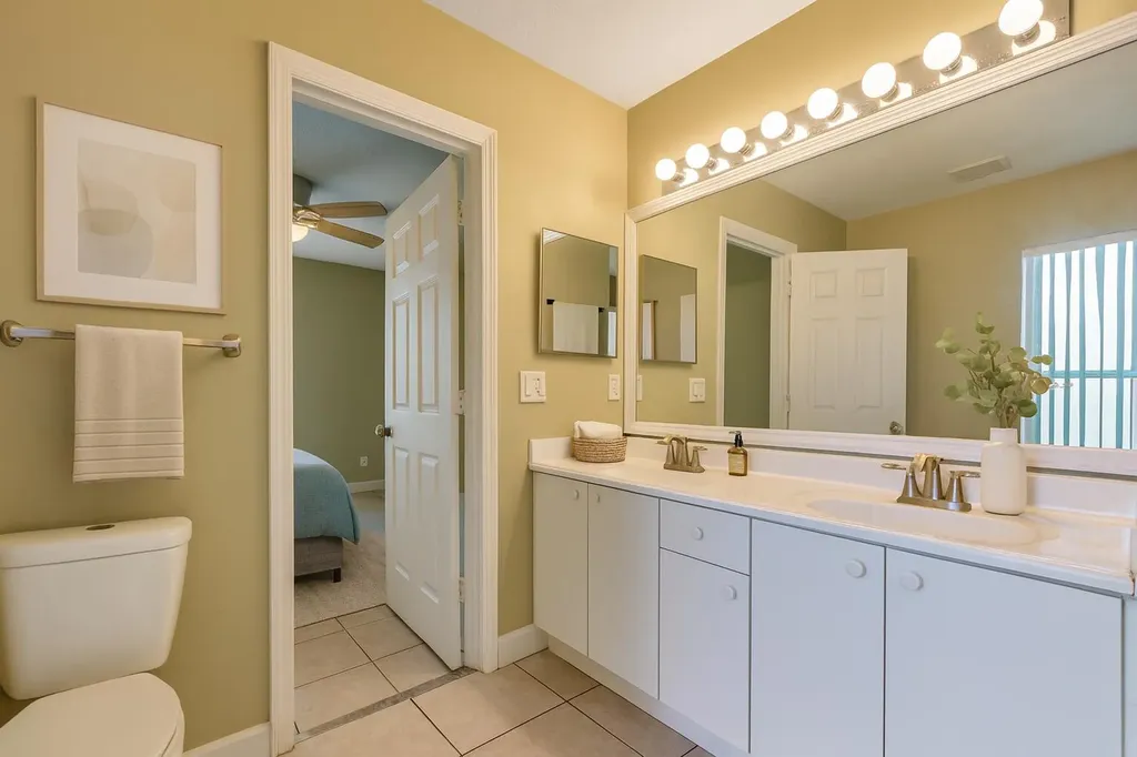 1407 SE Grapeland Avenue Port St Lucie FL 34952