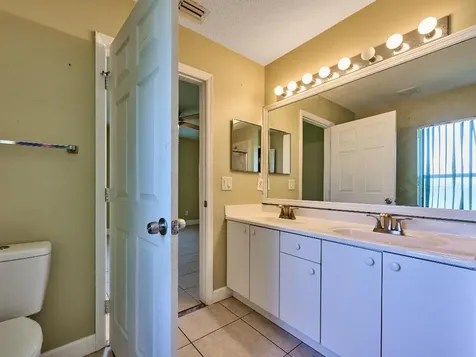 1407 SE Grapeland Avenue Port St Lucie FL 34952