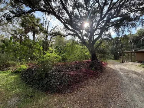 535 SE 80th Avenue Okeechobee FL 34974