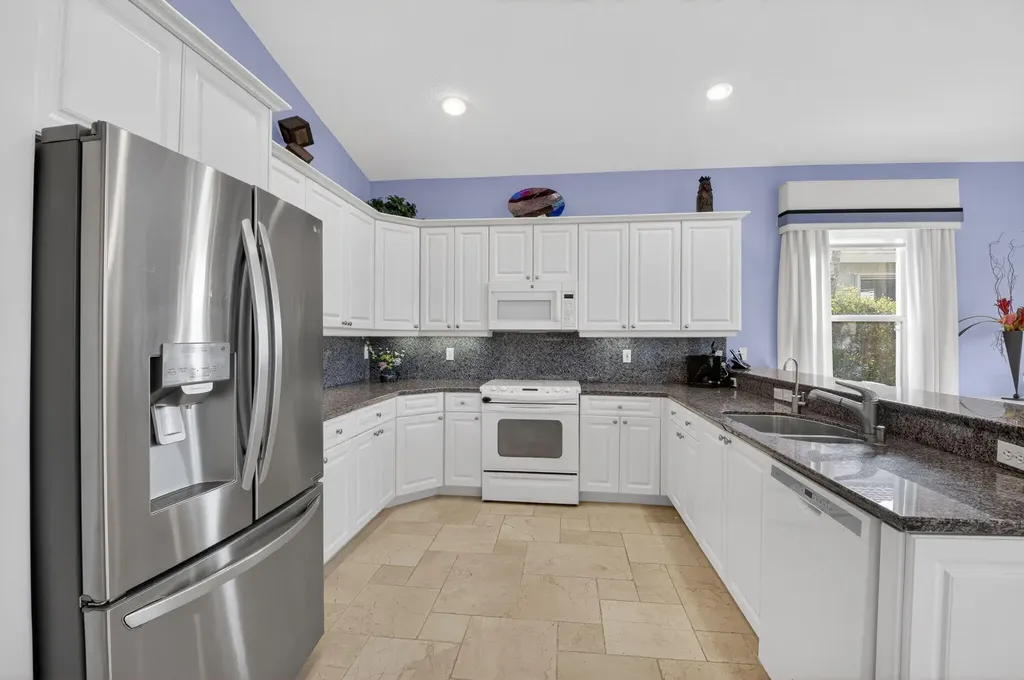 13197 Alhambra Lake Circle Delray Beach FL 33446