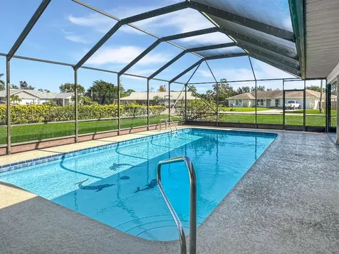 5506 Echo Pines Circle W Fort Pierce FL 34951