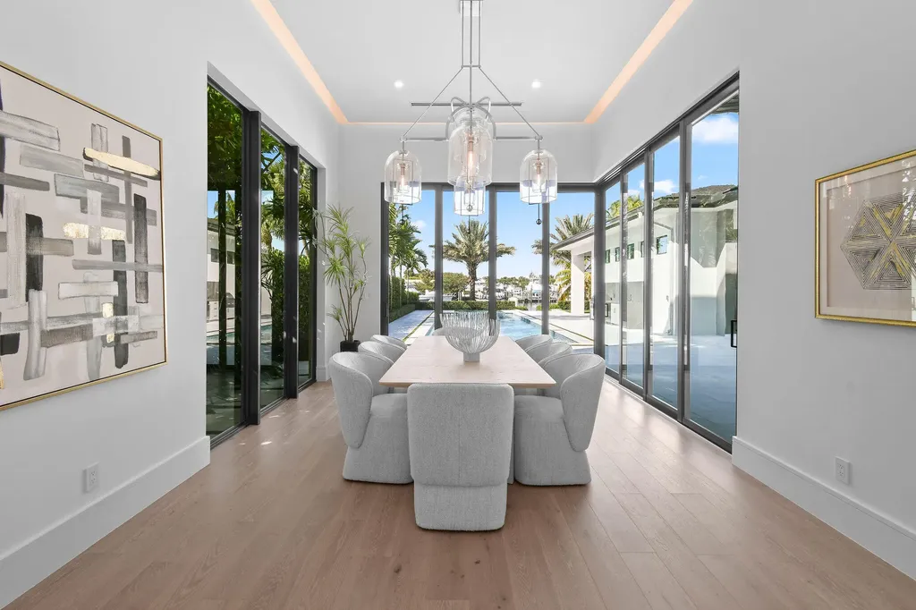 2085 Vitex Lane North Palm Beach FL 33408