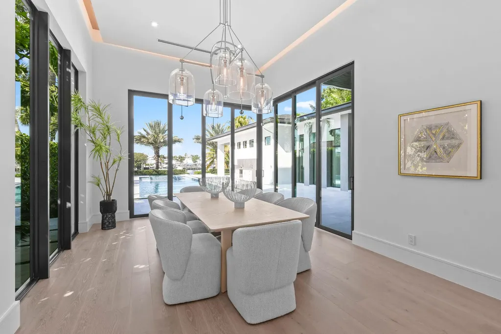 2085 Vitex Lane North Palm Beach FL 33408