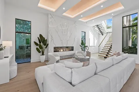 2085 Vitex Lane North Palm Beach FL 33408