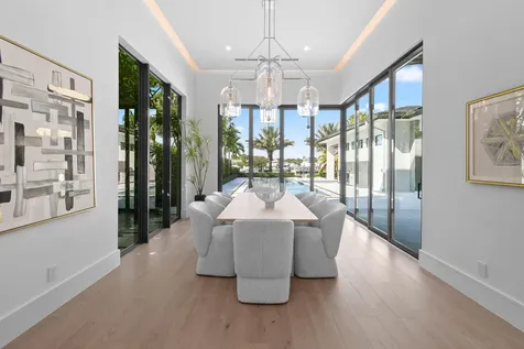 2085 Vitex Lane North Palm Beach FL 33408