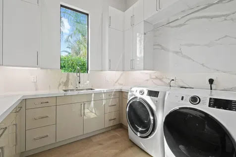 2085 Vitex Lane North Palm Beach FL 33408