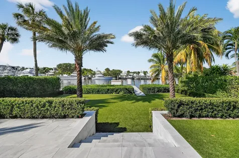 2085 Vitex Lane North Palm Beach FL 33408