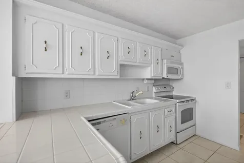 4200 N Ocean Drive Riviera Beach FL 33404