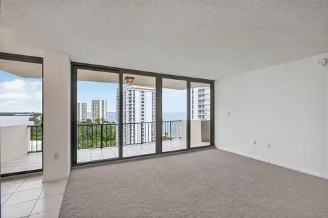 4200 N Ocean Drive Riviera Beach FL 33404