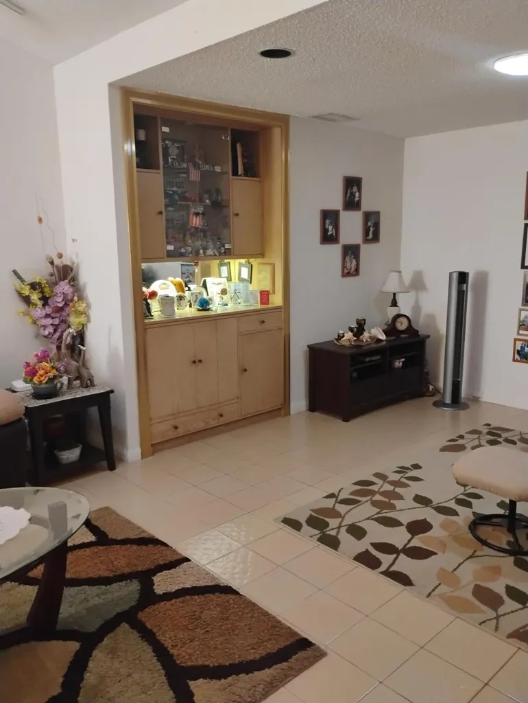 5665 Lakeview Mews Drive Boynton Beach FL 33437