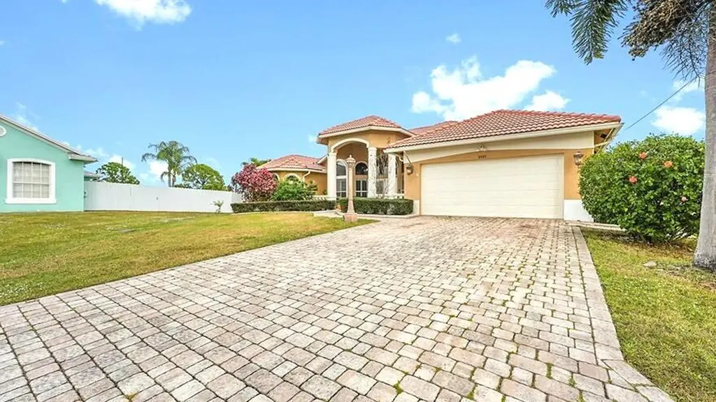 5909 NW Bayou Court Port St Lucie FL 34986