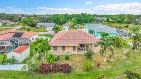 5909 NW Bayou Court Port St Lucie FL 34986
