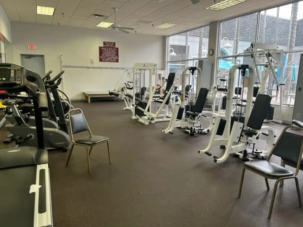 447 Burgundy J Delray Beach FL 33484