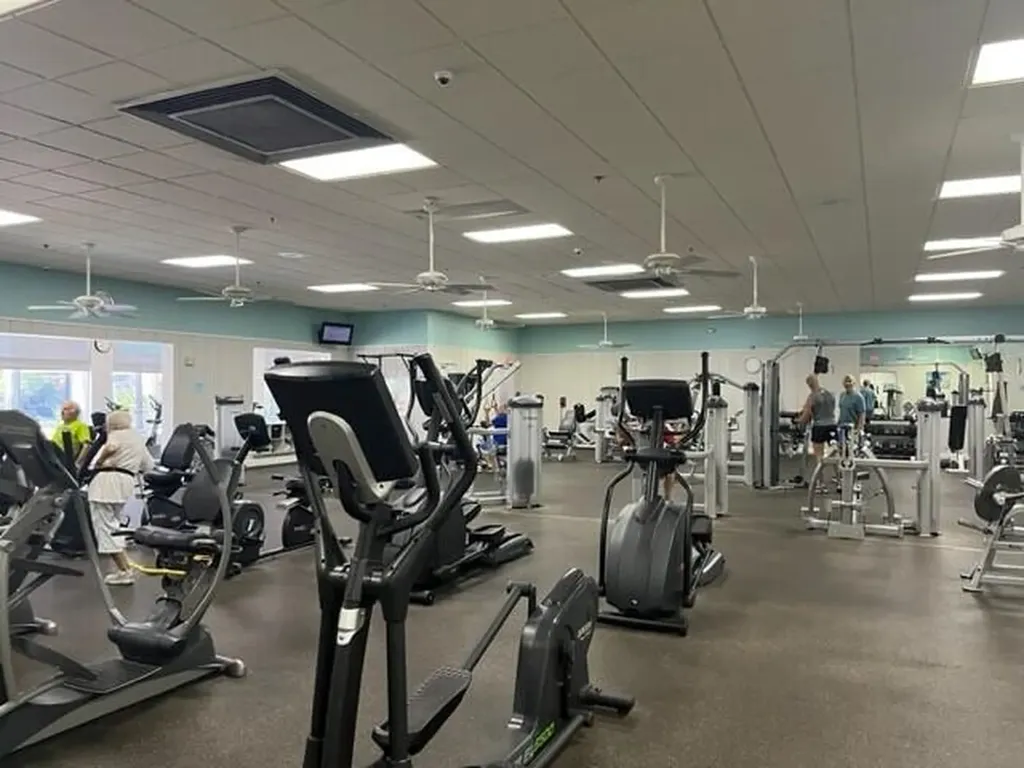 447 Burgundy J Delray Beach FL 33484