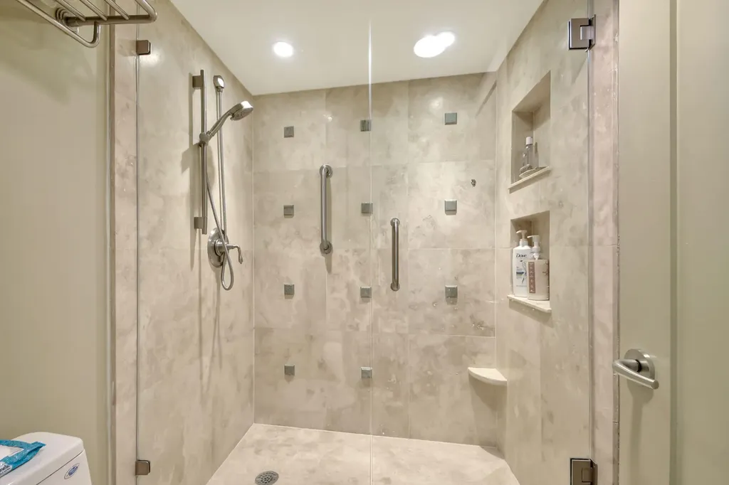 6885 N Ocean Boulevard Ocean Ridge FL 33435