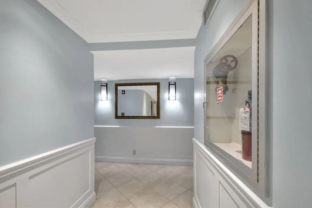 6885 N Ocean Boulevard Ocean Ridge FL 33435