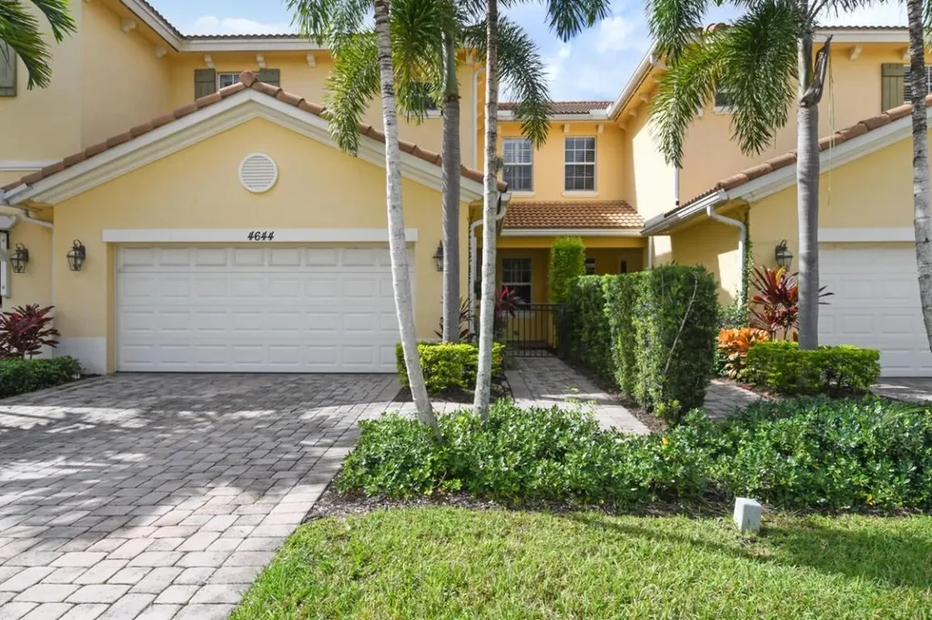 4644 Cadiz Circle Palm Beach Gardens FL 33418