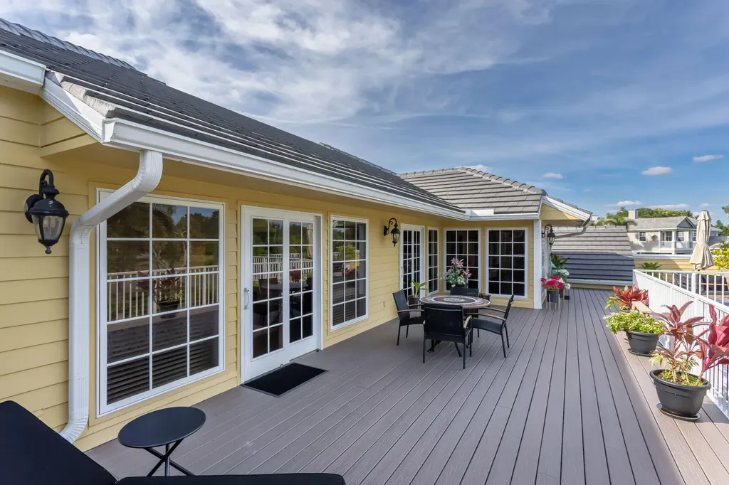 2883 Banyan Boulevard Circle NW Boca Raton FL 33431