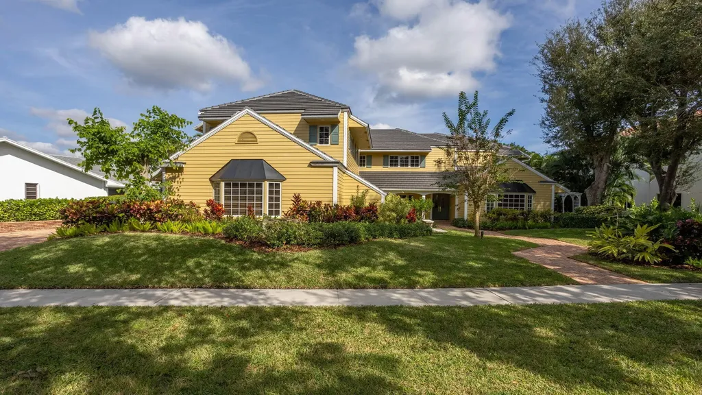 2883 Banyan Boulevard Circle NW Boca Raton FL 33431