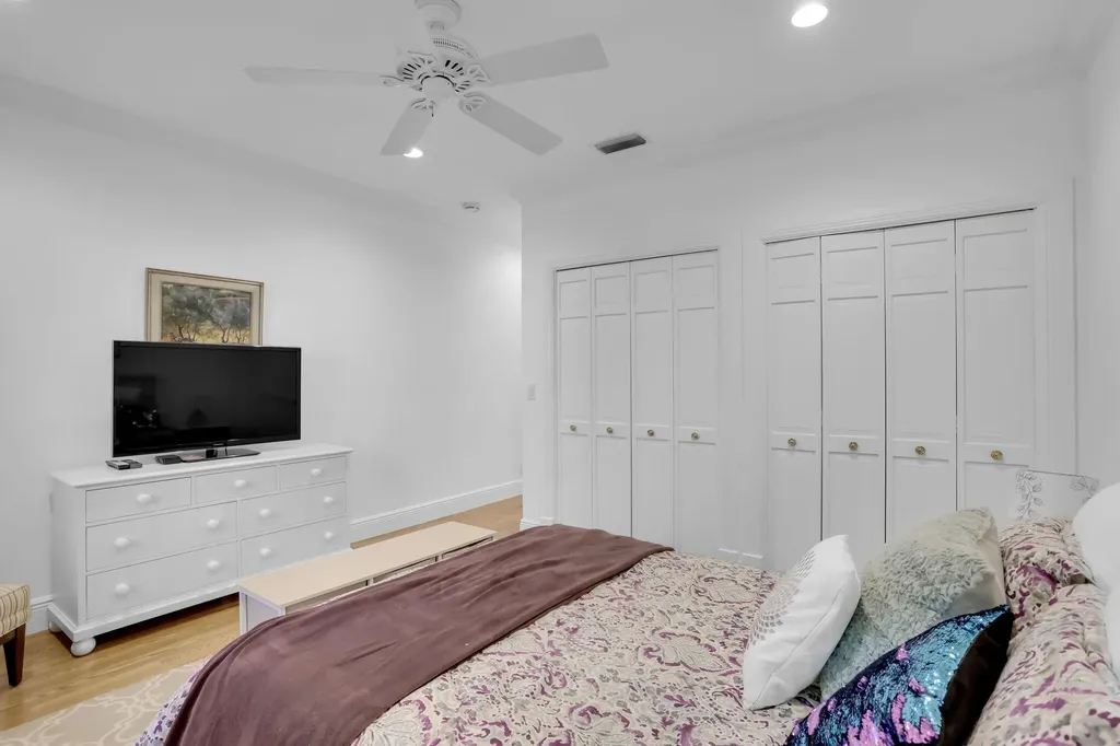 2883 Banyan Boulevard Circle NW Boca Raton FL 33431