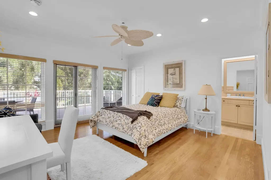 2883 Banyan Boulevard Circle NW Boca Raton FL 33431