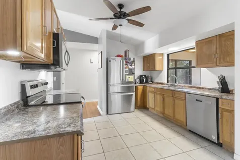 814 SE Starflower Avenue Port St Lucie FL 34983