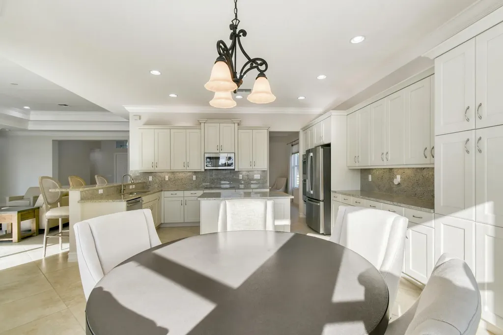 7755 Maywood Crest Drive Palm Beach Gardens FL 33412
