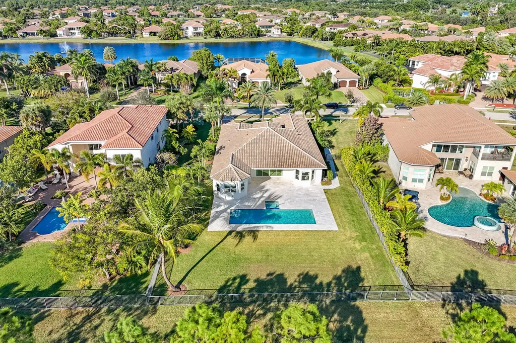 7755 Maywood Crest Drive Palm Beach Gardens FL 33412