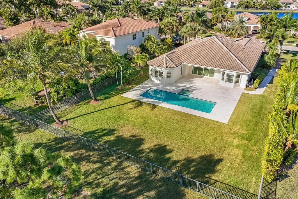 7755 Maywood Crest Drive Palm Beach Gardens FL 33412