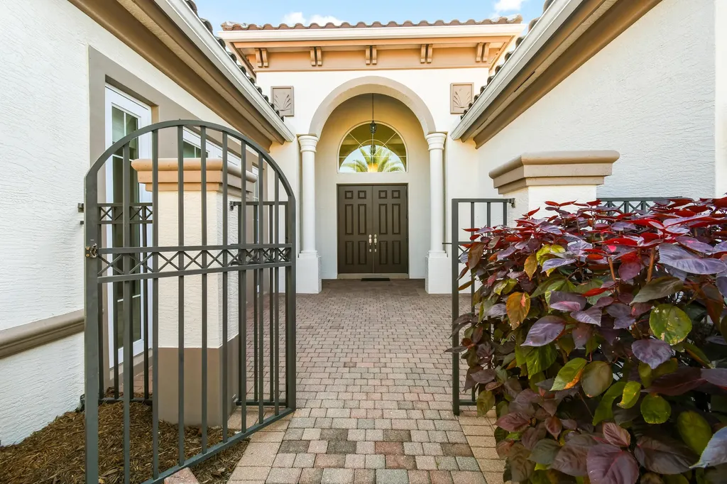 7755 Maywood Crest Drive Palm Beach Gardens FL 33412