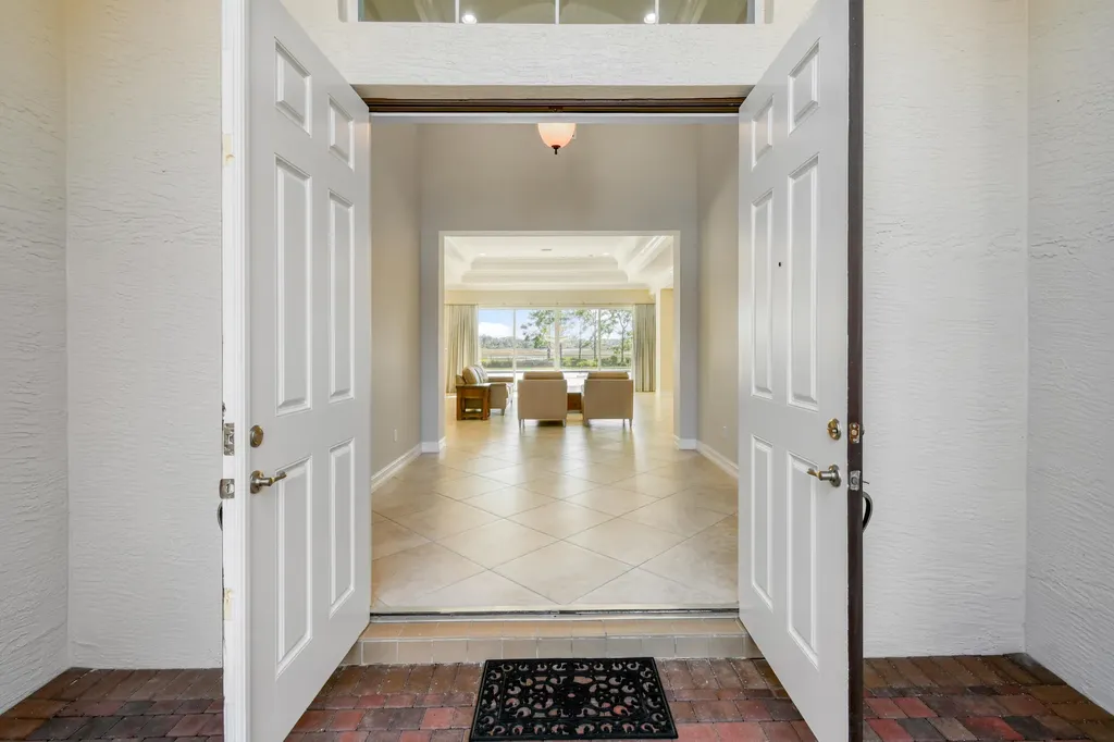 7755 Maywood Crest Drive Palm Beach Gardens FL 33412