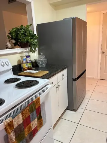 26 Golfs Edge D West Palm Beach FL 33417