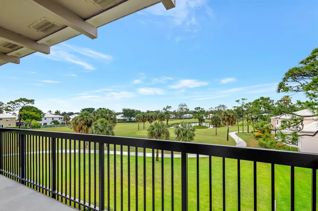 18350 SE Wood Haven Lane Jupiter FL 33469