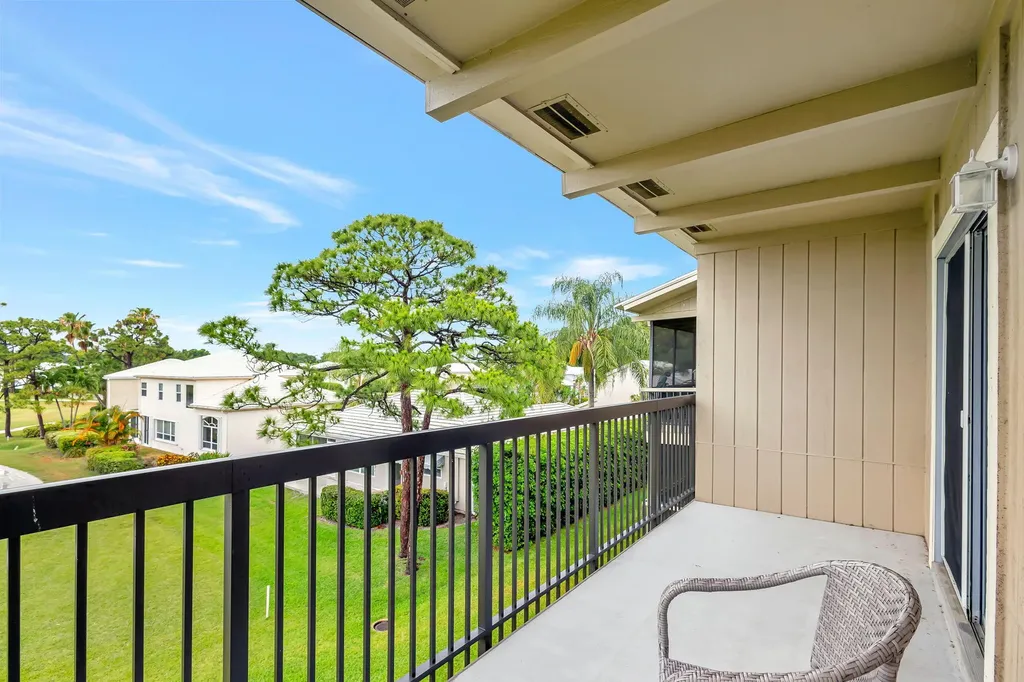 18350 SE Wood Haven Lane Jupiter FL 33469
