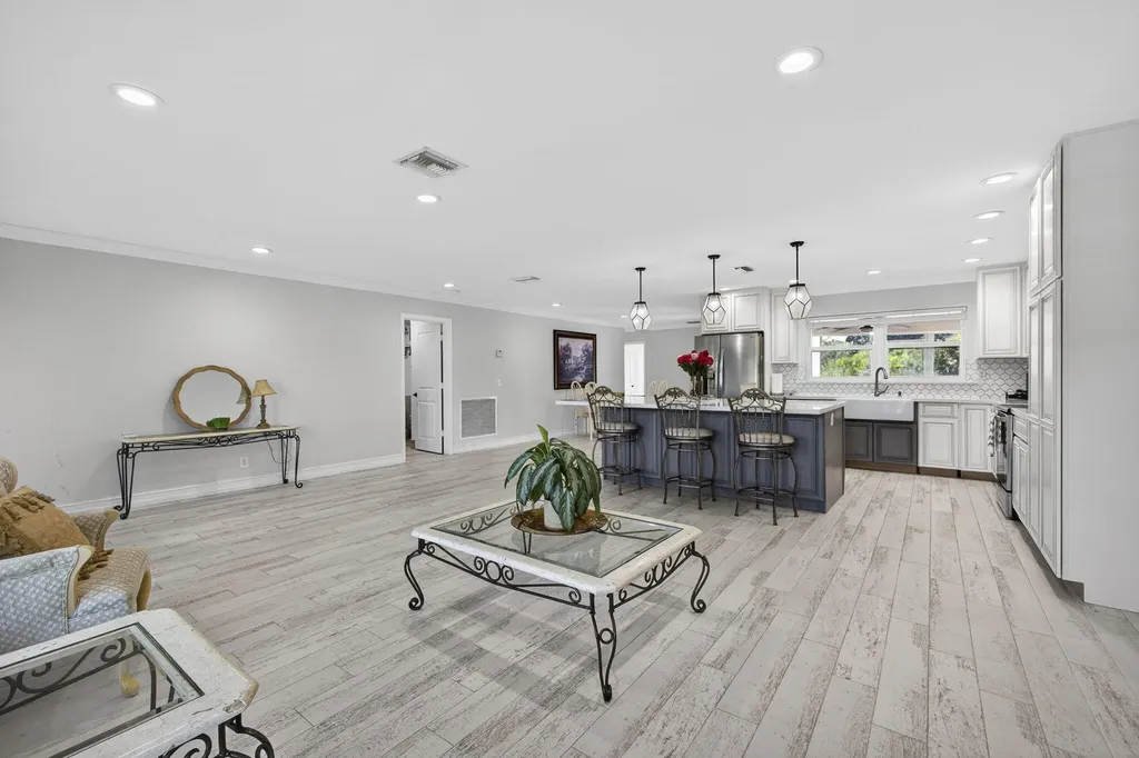 16490 Rustic Road Wellington FL 33470