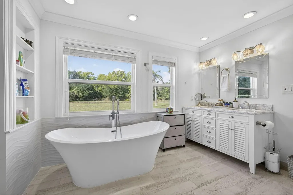 16490 Rustic Road Wellington FL 33470