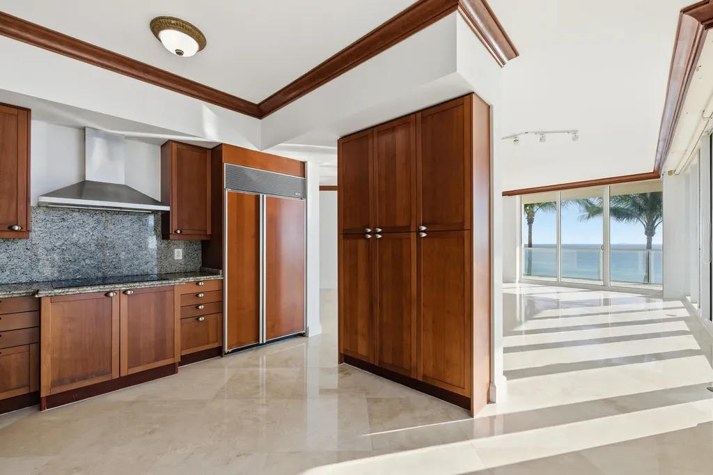 1063 Hillsboro Mile Hillsboro Beach FL 33062