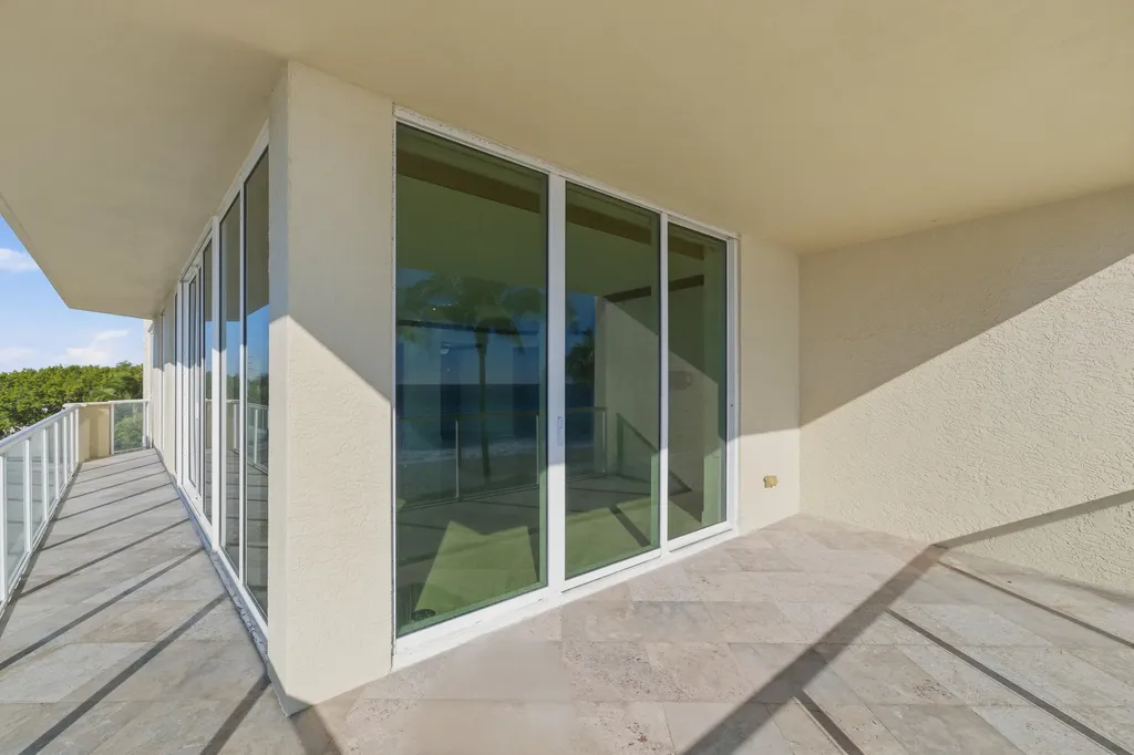 1063 Hillsboro Mile Hillsboro Beach FL 33062