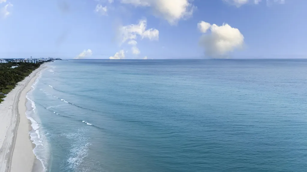 1063 Hillsboro Mile Hillsboro Beach FL 33062