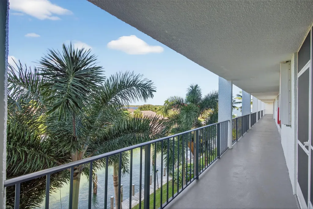 109 Paradise Harbour Boulevard North Palm Beach FL 33408
