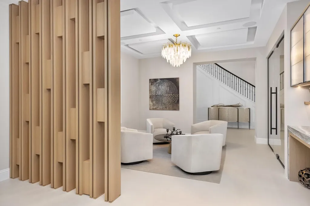 2989 Spanish River Road Boca Raton FL 33432