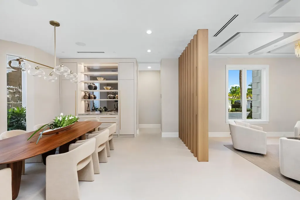 2989 Spanish River Road Boca Raton FL 33432