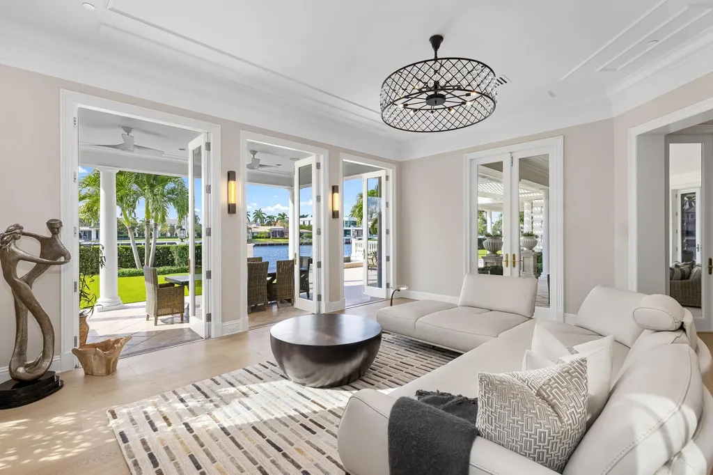 2989 Spanish River Road Boca Raton FL 33432