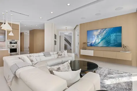 2989 Spanish River Road Boca Raton FL 33432