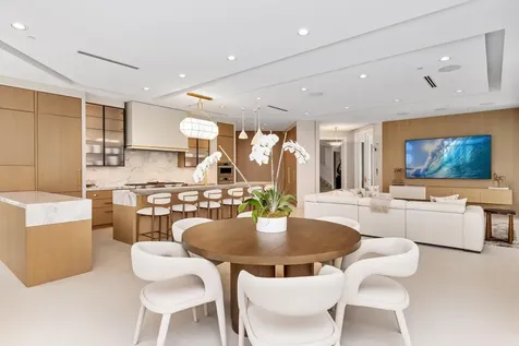 2989 Spanish River Road Boca Raton FL 33432