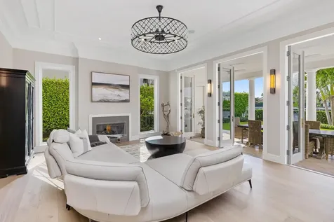 2989 Spanish River Road Boca Raton FL 33432