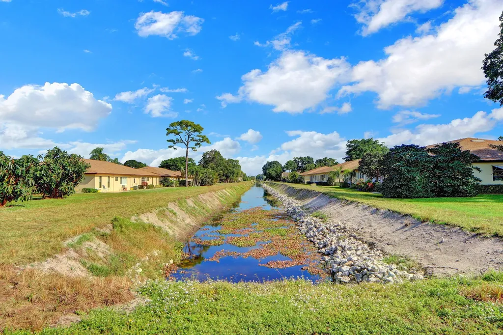 14050 Nesting Way Delray Beach FL 33484
